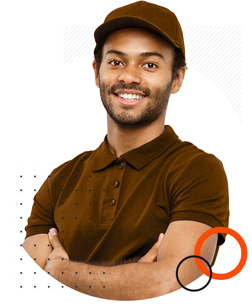 Homem sorrindo e confiante